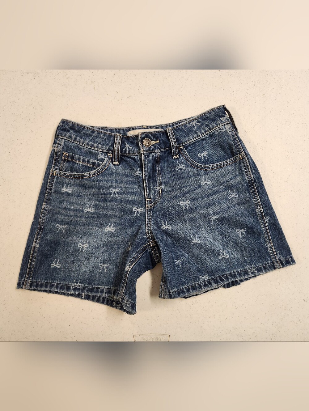 Hollister Low Rise Baggy Bow-Print Denim Shorts